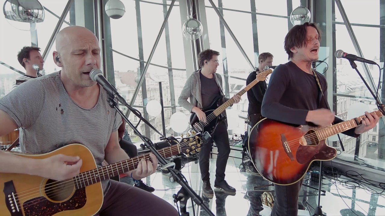 Chinaski - Každý ráno / City live (26.4.2017)