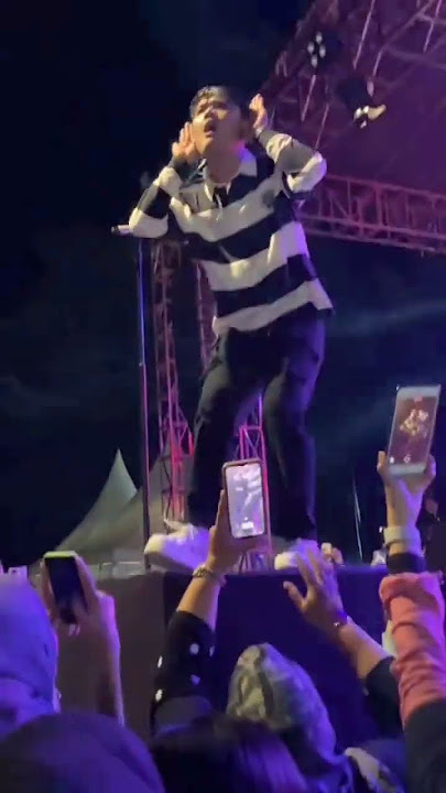 Bojo loro GILGA SAHID DI SEMARANG #gilgasahid #konser #gilgasahidterbaru #music #gildcoustic