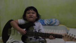Video Lucu Bocil Maen Gitar
