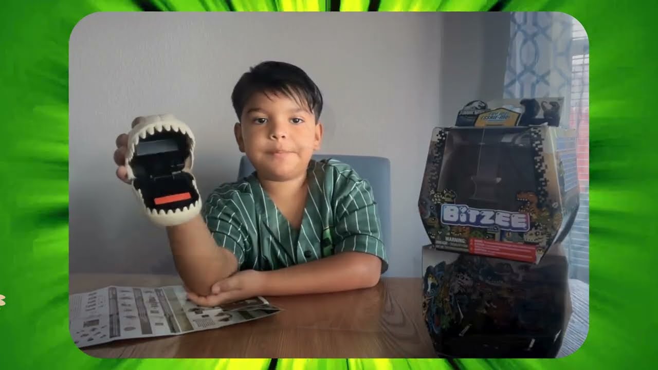 Unboxing My Jurassic World Bitzee