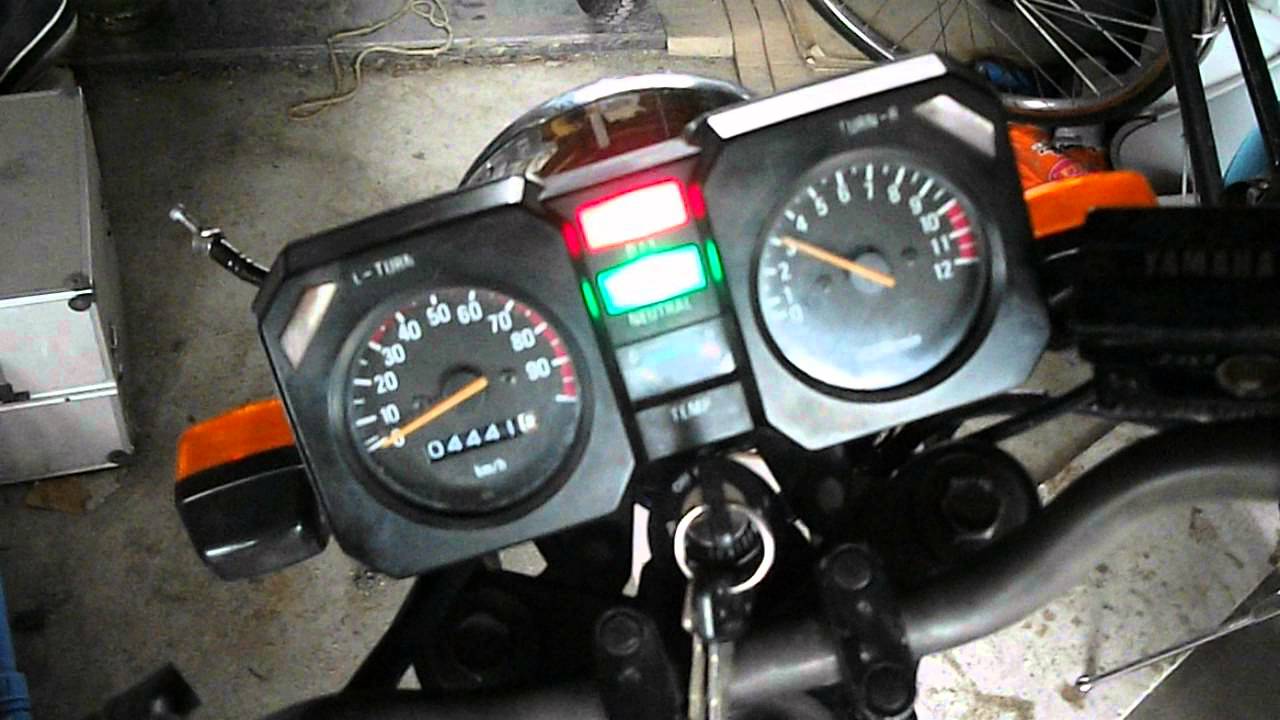 Двигатель yamaha 5r2