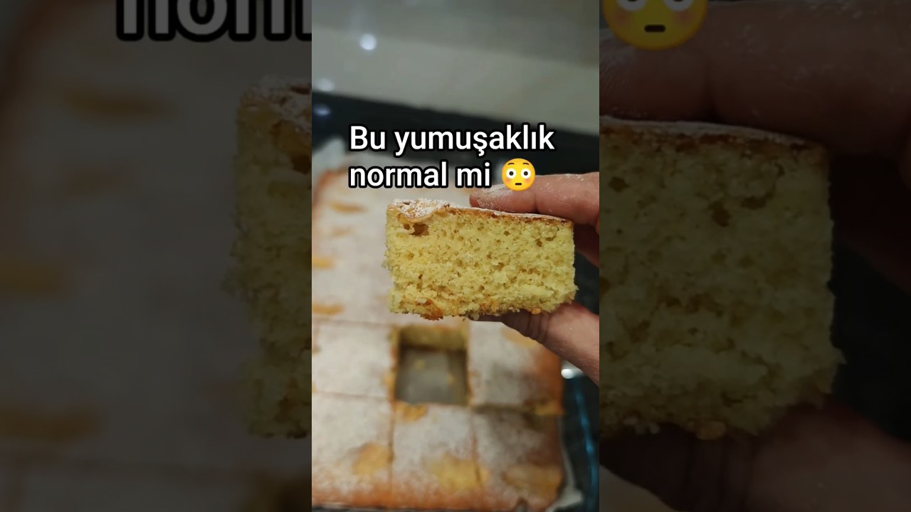 Yumuşacık elmalı kek 🍎🤤Tarifi isteyenler 👇#shorts #elmalıkek #tarif #yemek