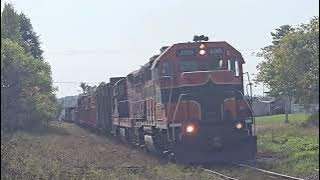 After A Power Move South, ELS 400 GP38 Leads Back North Switching Alter Metal #trains #trainvideo