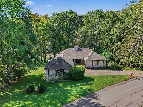 12 Market Court, Bradfordwoods, PA home video tour