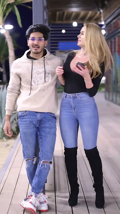 Russian hi le aaya 🤣🤣 #ytshorts #shinewithshorts #shortvideo #comedy #funny #russian