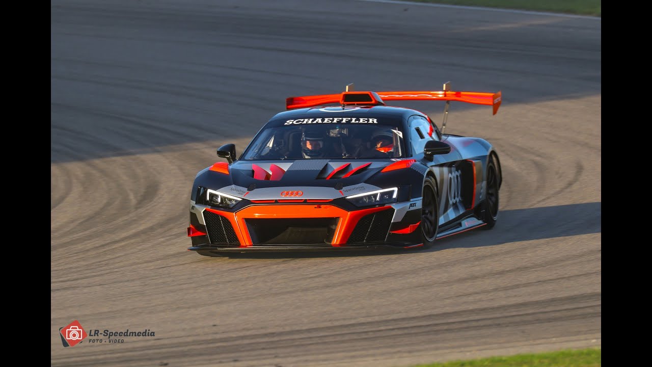 Audi R8 LMS GT2 - loud V10 Sound, Engine Warm Up, Track Action @ Sachsenring