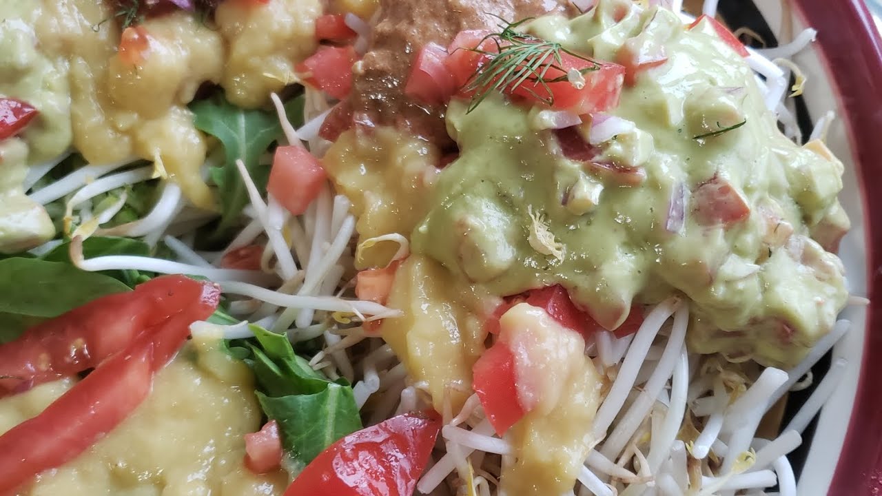 Using green banana flour to make raw vegan dips and spreads.