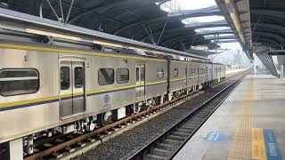 {111/12/13} 2138次往后里區間車(800型)五權站進站+出站