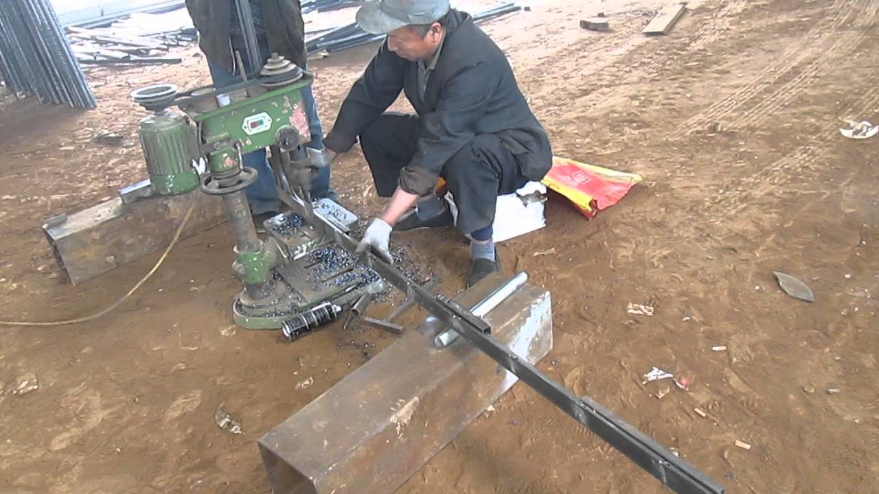 Crowd Control Barrier | Pedestrian Barricade Production - Drill