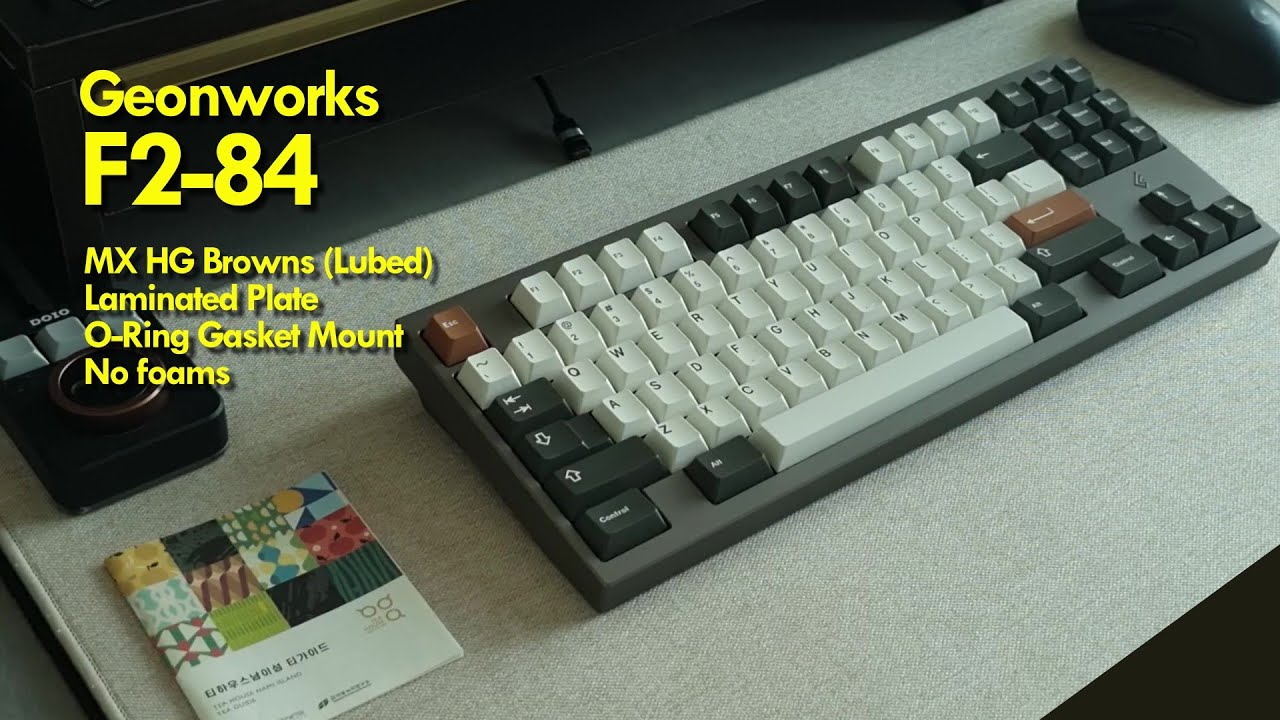 Geonworks F2-84 Black/Brass 自作キーボード