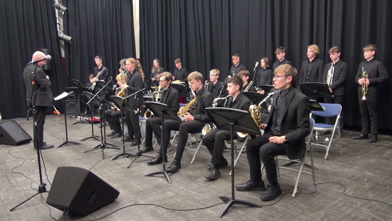 Sandbach School Big Band - Living for the City
