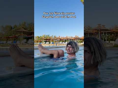 Wenn man ein ernstes Gespräch führt aber im Pool ist!😭😂 itsofficialmarco