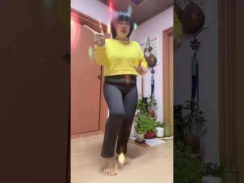 #챌린지댄스 #챌린지영상 #챌린지 #에이핑크 #LoveLMMore.  한두번보고 올렸는데 이쁘게 봐주세용