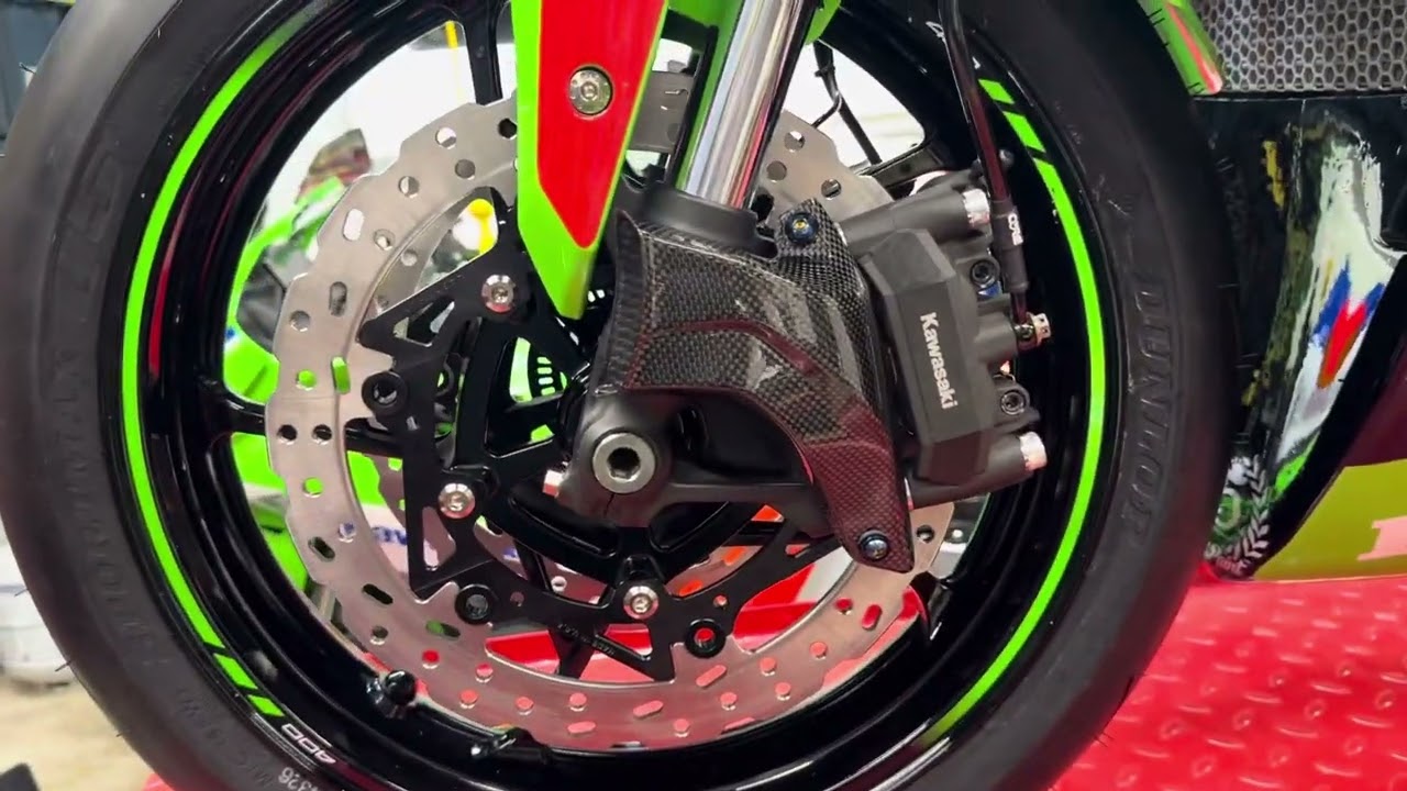 BrakeTech 310mm rotors on Kawasaki ZX-4RR