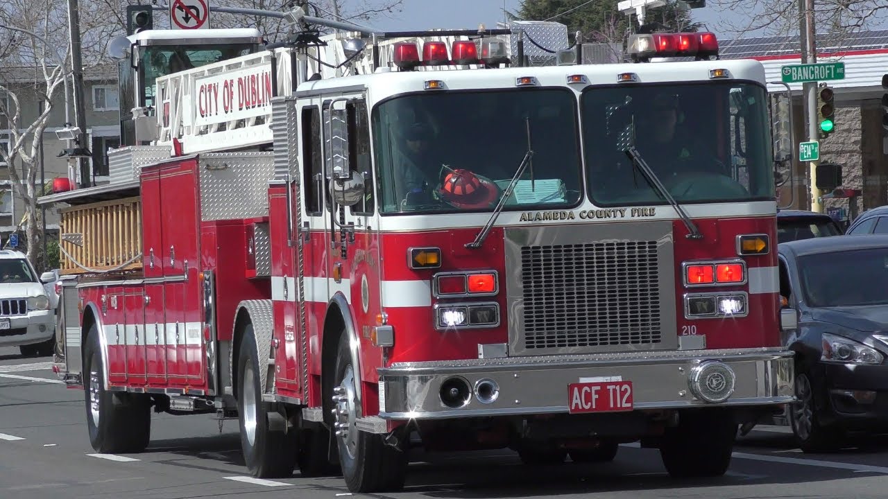 Alameda County Fire Dept. Truck 12 (Reserve) Responding