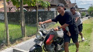 Bajol Mantan Ketua Gank Cobra   Ambil Fosil Motor Di Rumah Mantan Istri  