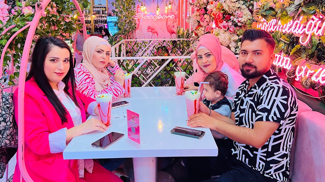 مطعم الزهري💖🌸//رحنا أحلى مشوار وجولة في السوق //عباراة كلو فساتين 👗 سهرة