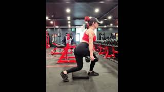 Curtsy split squat