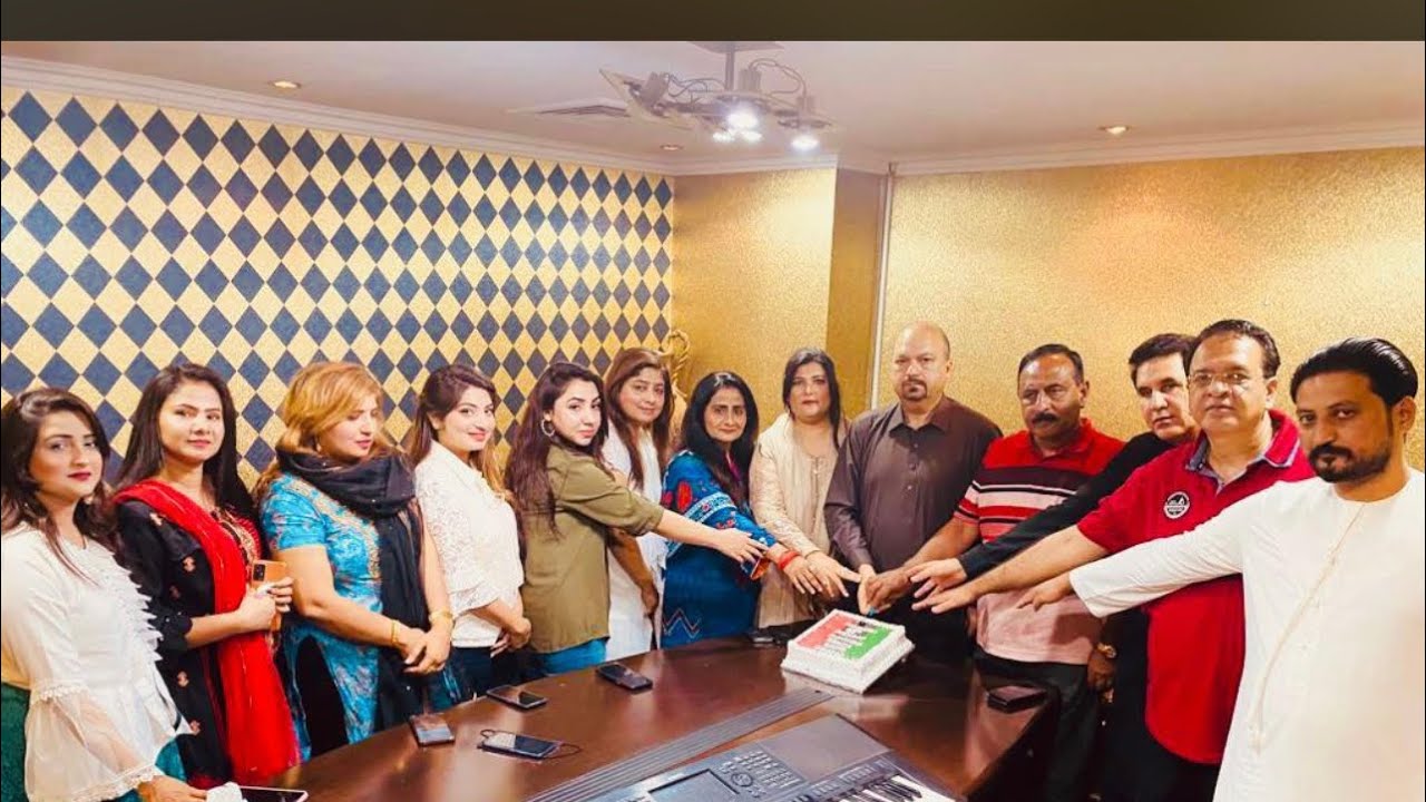 PPP Women Wing Gulf Celebration 69Birthday Muhtarma Benazir Bhutto (