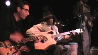 Soundhound Must I Break Em On Down By David Honeyboy Edwards Ray first began playing together in the early 1990s as part of the jake labotz. david honeyboy edwards