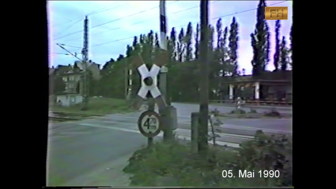Lutherstadt Wittenberg - Dresdner Strasse und Elbbrücke Mai 1990
