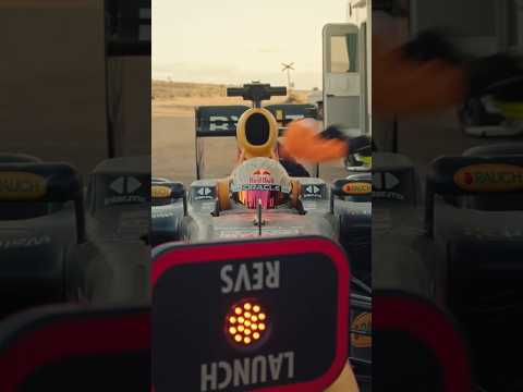 Así se enciende un auto de F1 🔥 @redbullracing