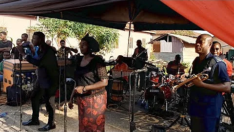 Wofa Asomani, Police Band And Kumasi  All Stars Live- Twedie