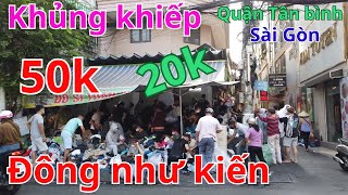 Khủng khiếp tranh nhau giành lấy đồ si đông nghẹt như kiến - Chợ Hoàng Hoa Thám q. Tân Bình