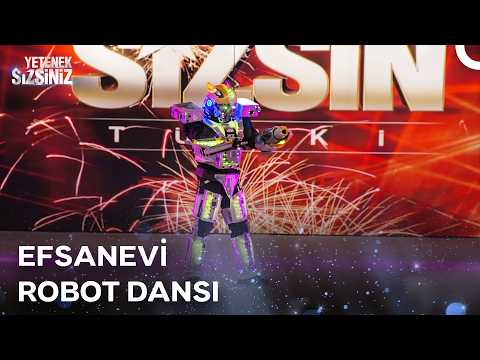 Sahneye Robot Kostümüyle Çıkan Yarışmacı Herkesi Büyüledi | Yetenek Sizsiniz