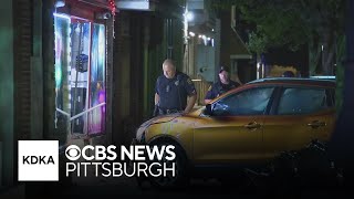 Burglars crash car through Pittsburgh smoke shop doors