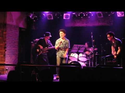 Cross eyed woman(柳ジョージ&レイニーウッド)：Brown Dogs