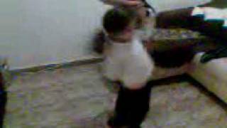 Mini Santista Dançando Samba Rock