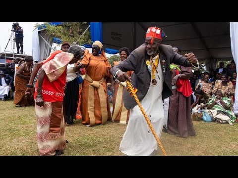 Ouganda  clbration des 30 ans du couronnement du roi du Buganda