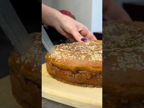 Простой заливной пирог.