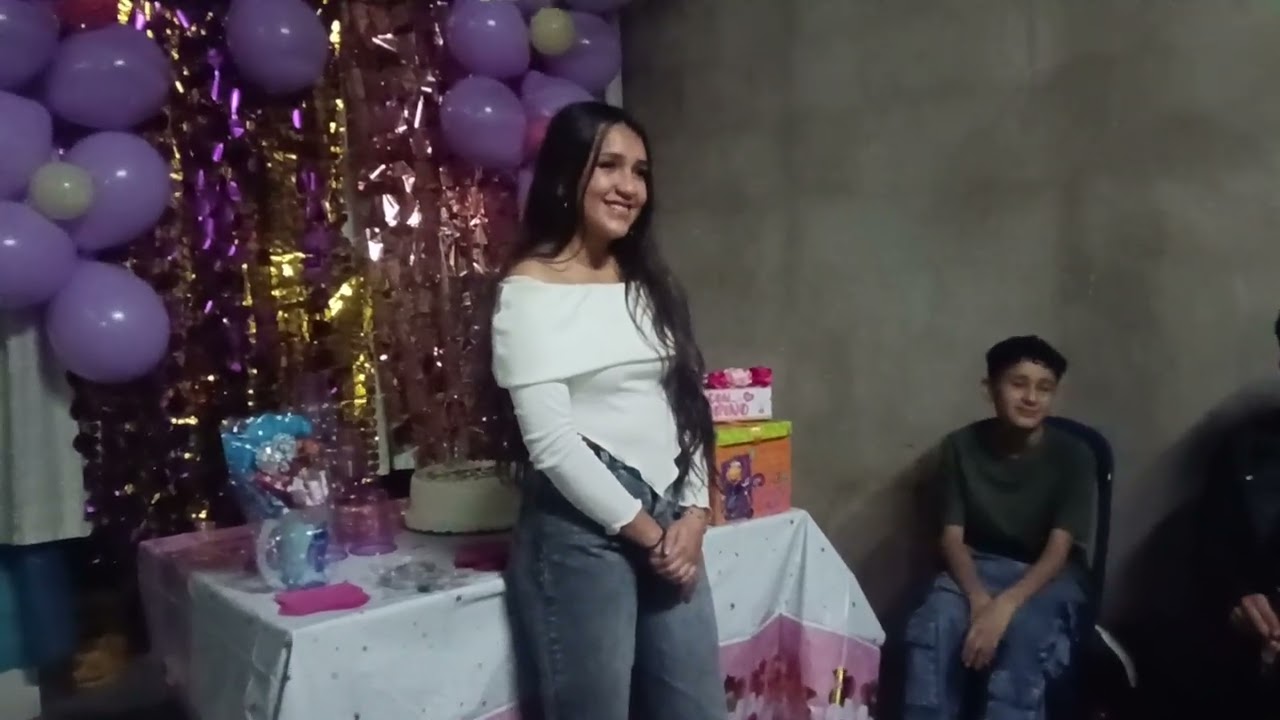 Feliz cumpleaños te desea el mariachi acompañado de tu familia y amigos 🎉🎊🥳🎂