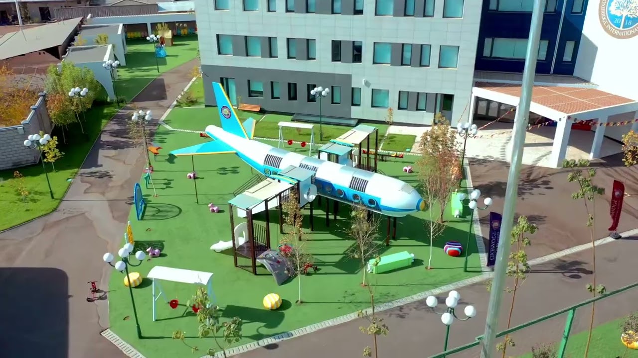 Oxbridge International School 