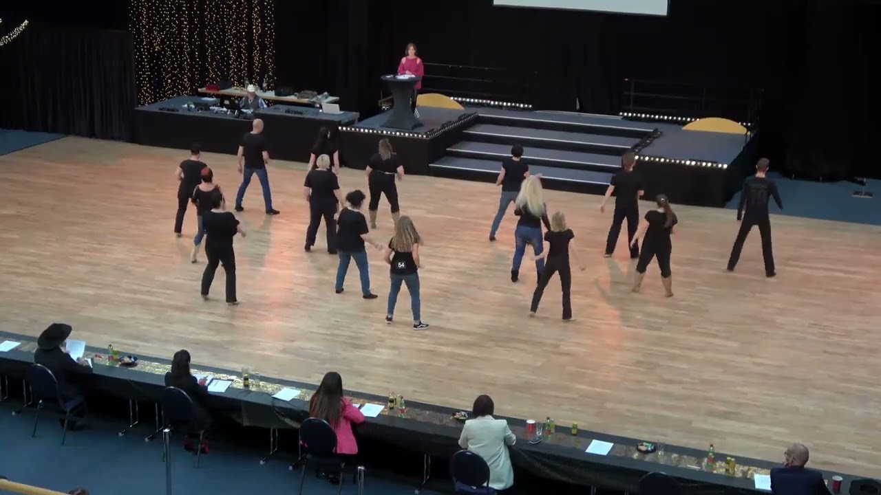 CHOREO 1 BEGINNER 01 Barbara Wöhry  Ain't No Mountain High Enough