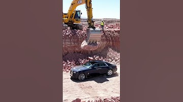 Destroying a Rolls-Royce crash test #xcavator #shortsvideo #excavator #car #construction #raptor