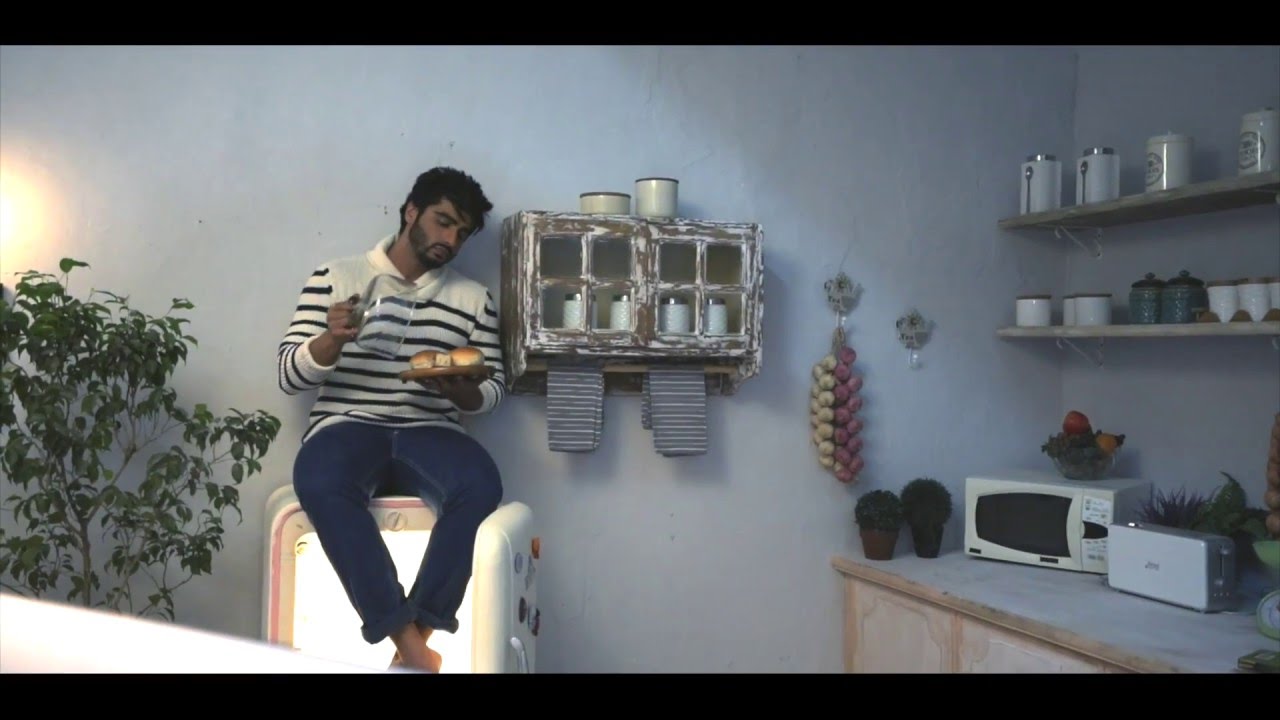 Kareena Kapoor Khan and Arjun Kapoor's sizzling shoot for Filmfare