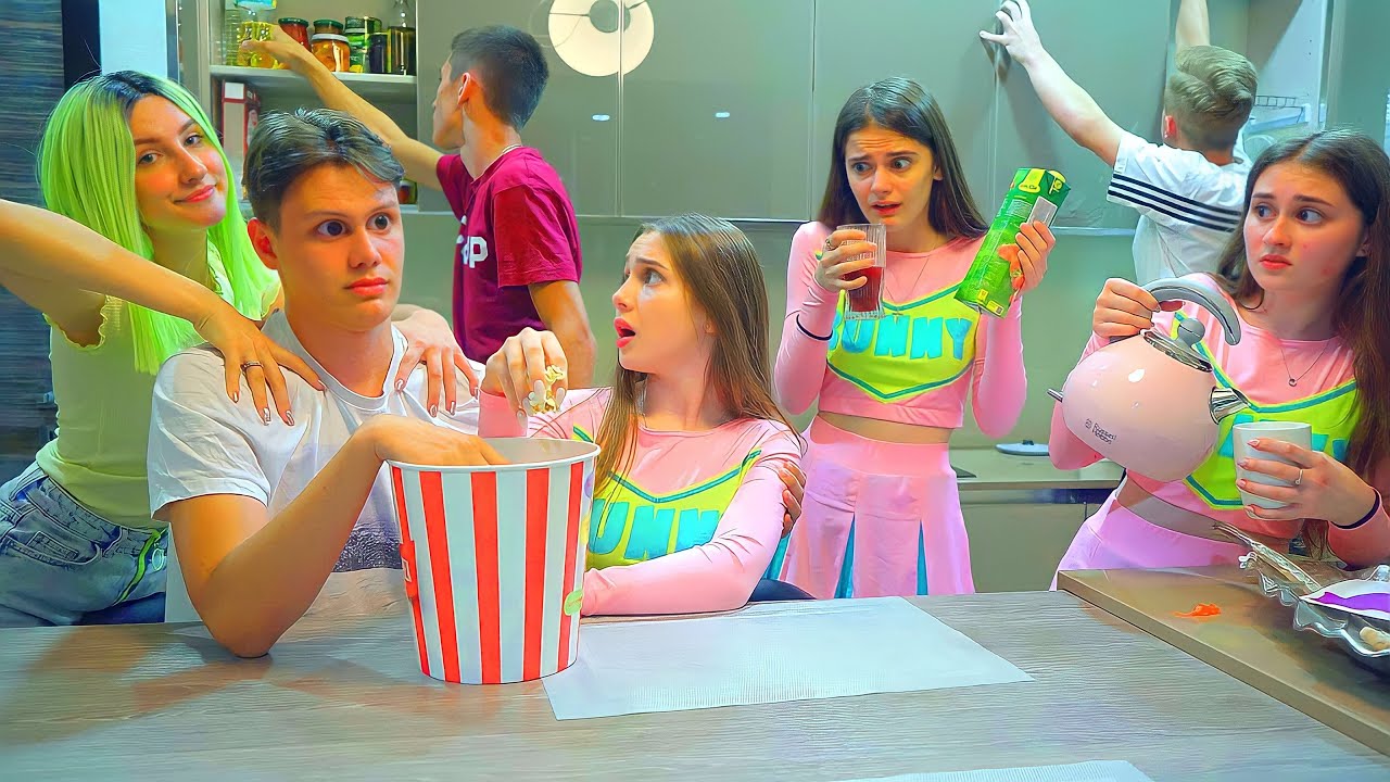 Kas trukdo Dianos naujiems santykiams? ⚡️ Klasės draugai yra šoke | Smagus iššūkis