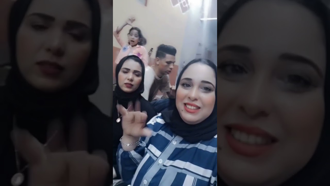 امي بهدلتني والسبب اخواتي