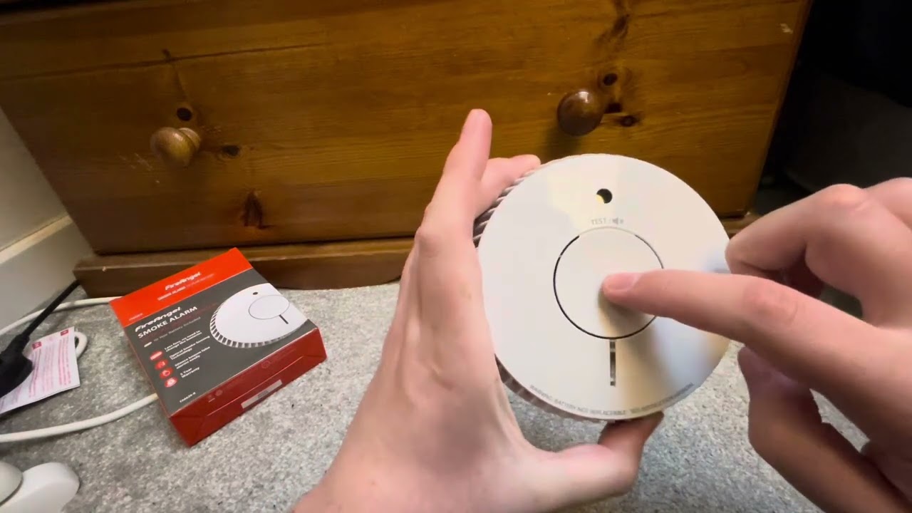 Unboxing & Testing this FireAngel FA6620 Optical Smoke Alarm 09/06/2025