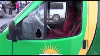 HÜDA PAR seçim aracına taşlı saldırı \\ 08 03 2014 \\ VAN
