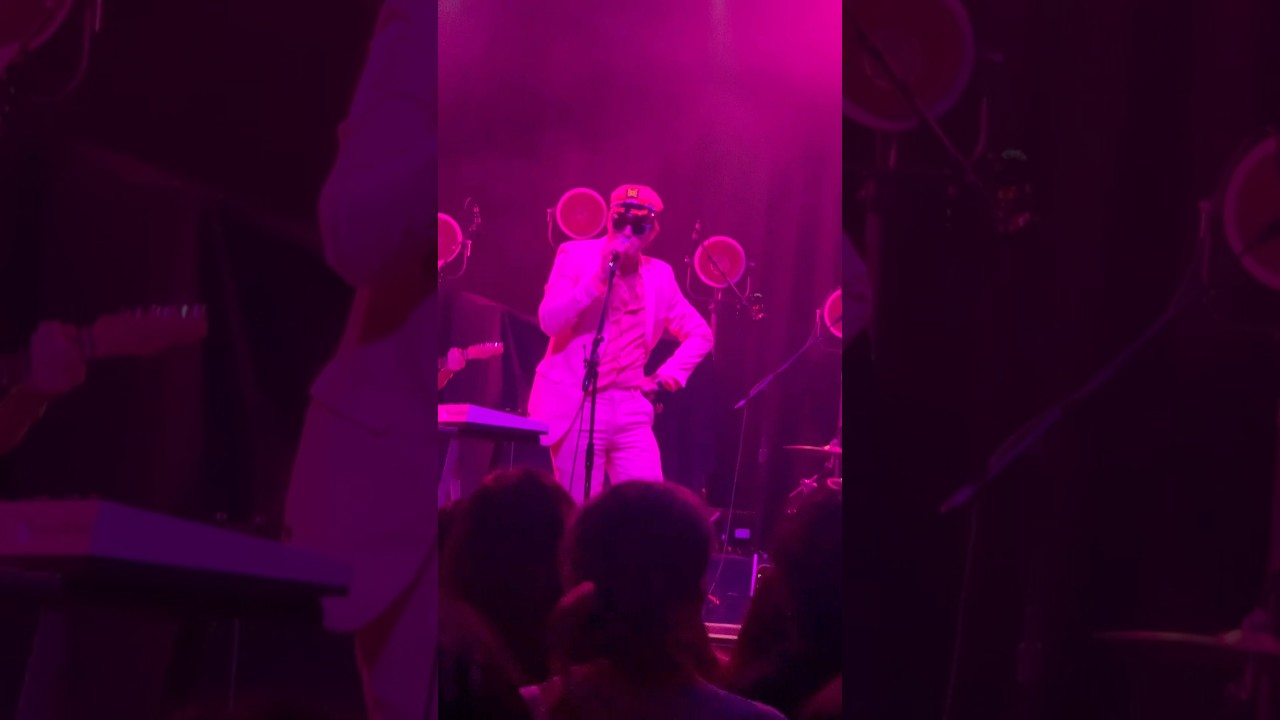 🦄Flashback to 2023 when we saw Hot Freaks live in Santa Ana. 