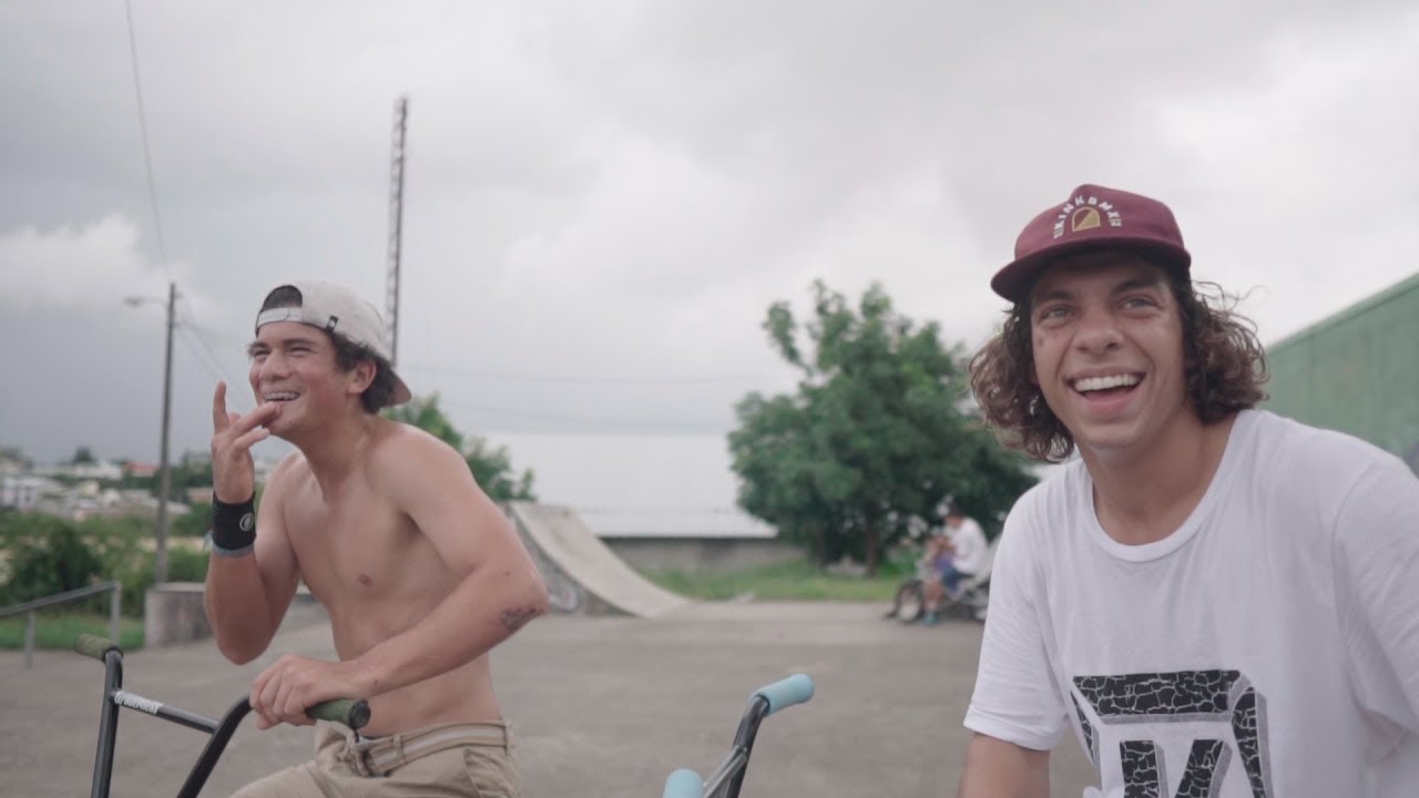 BMX - ДОБАВИТЬ - Лоренцо Меса против Мойзеса Камачо!