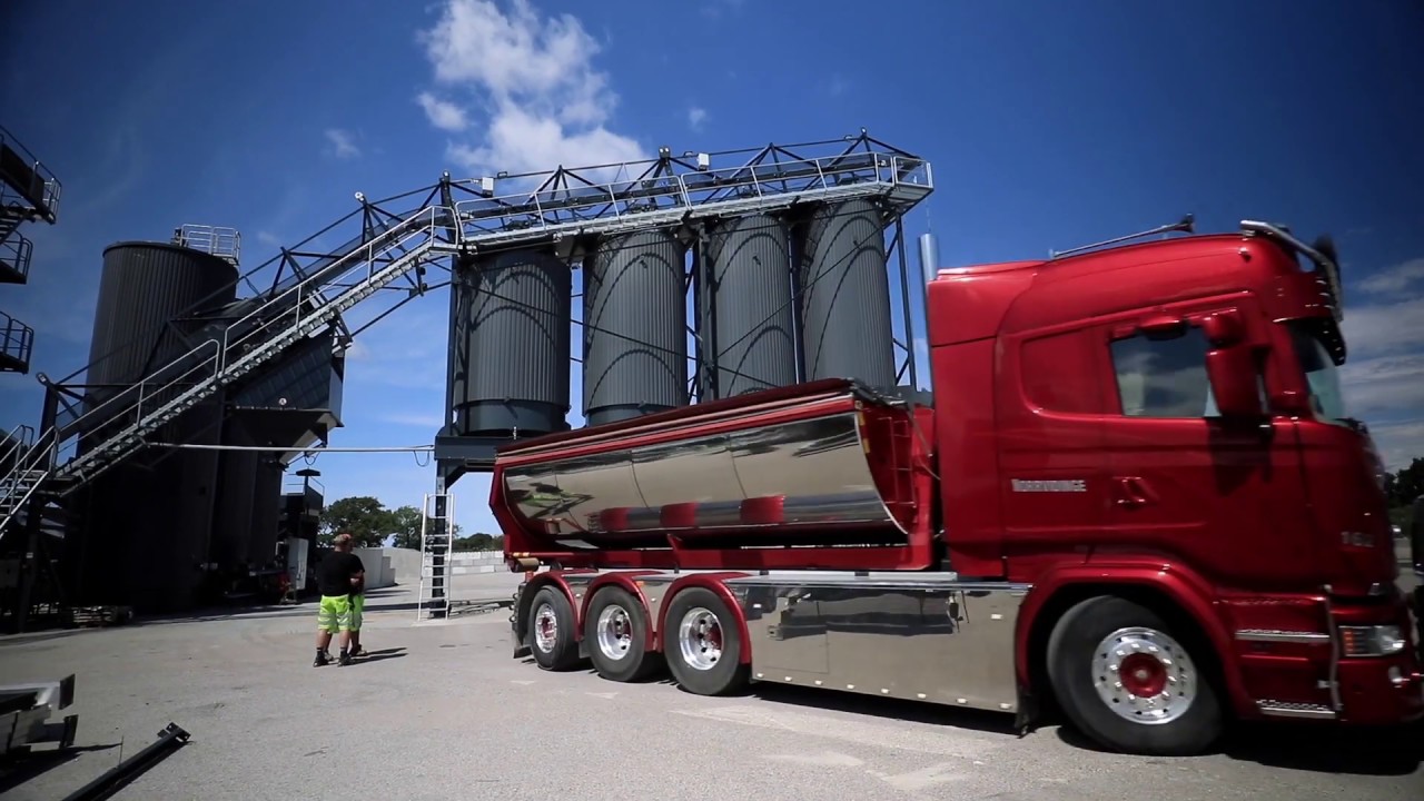 Timelapse - ett asfaltverk blir till