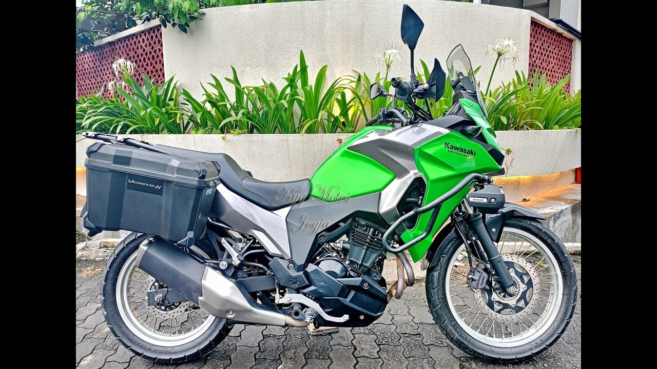 DIJUAL / FOR SALE: Kawasaki Versys X 250 Tourer ABS Hijau Tahun 2017 Plat B Depok