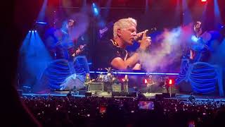 Download Lagu The Offspring - Crazy Train (tribute to Ozzy Osbourne) feat Dave ‘Brownsound’ | LIVE in Toronto 2025 MP3 Download Lagu The Offspring - Crazy Train (tribute to Ozzy Osbourne) feat Dave ‘Brownsound’ | LIVE in Toronto 2025 MP3