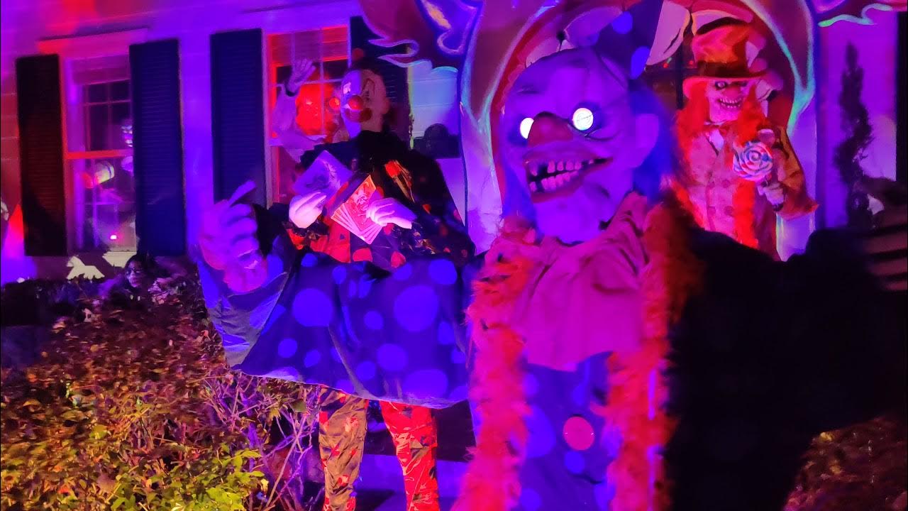 Creepy clown house in Bressi Ranch, Carlsbad Halloween 2021 YouTube