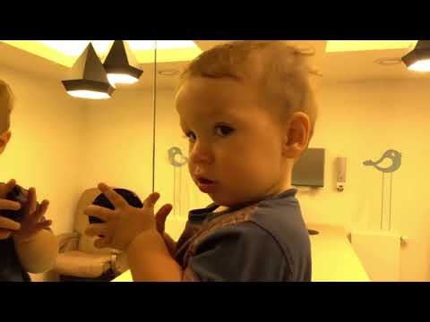 Vidéo: Quels sont les signes de la paralysie cérébrale chez un bébé ?